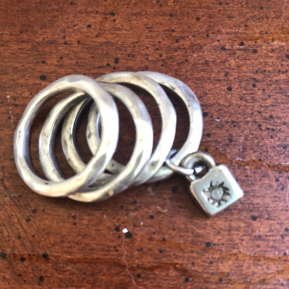 Uno de 50 stack ring set